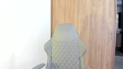 Snapshot of sweet_asheley chatting on March 6, 4:53 am Asheley online show from March 6, 4:53 am