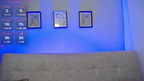 Snapshot of sweet_bella_valery_ chatting on November 17, 10:37 pm Bella Valery online show from November 17, 10:37 pm