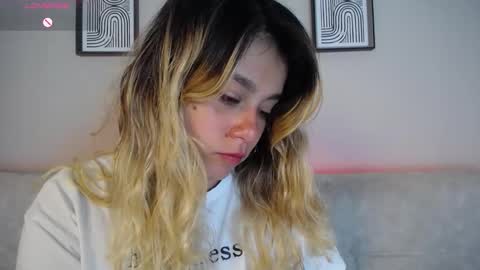 Bella Valery online show from February 24, 12:41 am