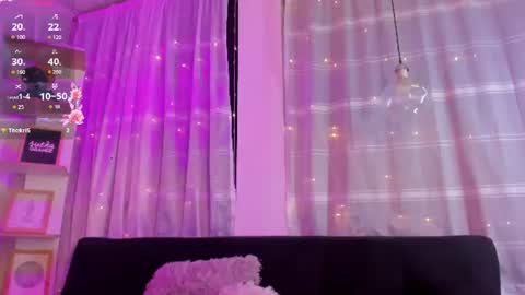 Snapshot of sweet_bellaa_ chatting on July 2, 5:35 am Bella online show from July 2, 5:35 am