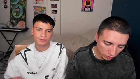 Snapshot of sweet_boys_xx chatting on January 21, 2:48 pm CristianBrayan PVT OPEN online show from January 21, 2:48 pm