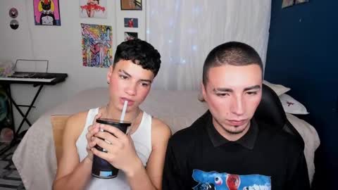 Snapshot of sweet_boys_xx chatting on February 21, 4:29 am CristianBrayan PVT OPEN online show from February 21, 4:29 am
