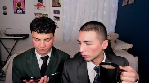 Snapshot of sweet_boys_xx chatting on February 24, 5:00 am CristianBrayan PVT OPEN online show from February 24, 5:00 am