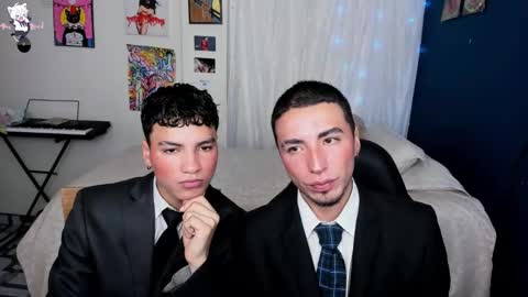 Snapshot of sweet_boys_xx chatting on March 9, 12:09 pm CristianBrayan PVT OPEN online show from March 9, 12:09 pm
