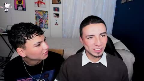 Snapshot of sweet_boys_xx chatting on March 10, 11:53 am CristianBrayan PVT OPEN online show from March 10, 11:53 am
