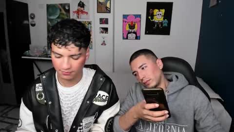 Snapshot of sweet_boys_xx chatting on September 13, 11:43 am CristianBrayan PVT OPEN online show from September 13, 11:43 am