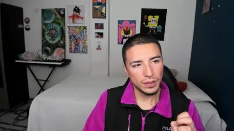 Snapshot of sweet_boys_xx chatting on September 18, 12:07 pm CristianBrayan PVT OPEN online show from September 18, 12:07 pm