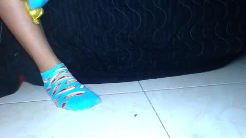 Bubbles online show from November 10, 4:55 am