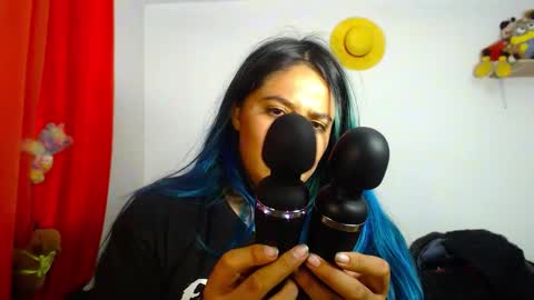 Bubbles online show from February 9, 10:25 pm