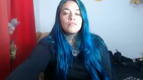 Snapshot of sweet_bubblee chatting on May 17, 10:06 pm Bubbles online show from May 17, 10:06 pm