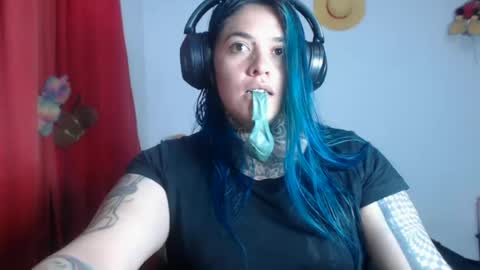 Snapshot of sweet_bubblee chatting on July 10, 10:56 pm Bubbles online show from July 10, 10:56 pm