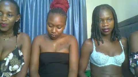 Camila online show from December 20, 11:06 am