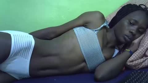 sweet_candie01 online show from October 7, 6:21 am