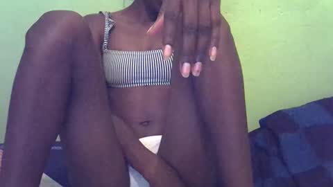 sweet_candie01 online show from November 11, 1:33 pm