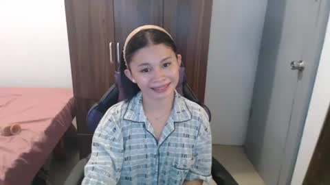 sweet_cassyxx online show from February 1, 12:48 pm