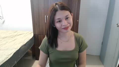 Snapshot of sweet_cassyxx chatting on April 3, 8:45 am sweet_cassyxx online show from April 3, 8:45 am