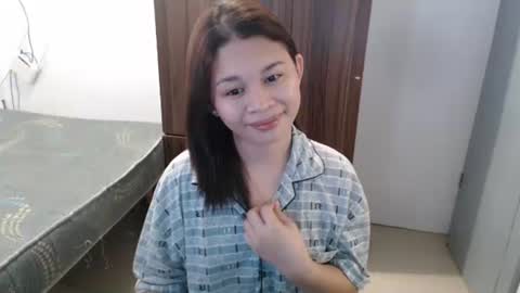 Snapshot of sweet_cassyxx chatting on April 13, 12:10 pm sweet_cassyxx online show from April 13, 12:10 pm
