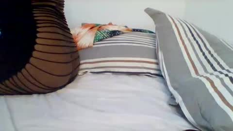 Snapshot of sweet_cherry007 chatting on February 19, 6:43 pm sweet_cherry007 online show from February 19, 6:43 pm