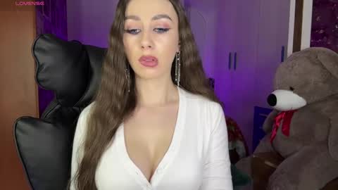 Snapshot of sweet_cherry_n chatting on March 23, 7:40 pm Sweet Cherry online show from March 23, 7:40 pm