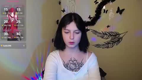 Ivy online show from December 25, 1:30 pm