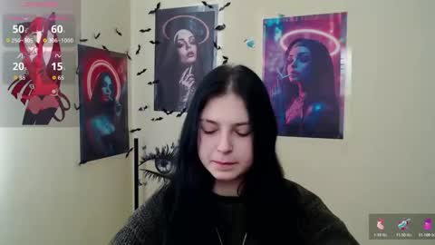 Snapshot of sweet_cherryg chatting on March 5, 7:37 am Ivy online show from March 5, 7:37 am
