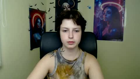 Snapshot of sweet_cherryg chatting on July 7, 7:09 am Ivy online show from July 7, 7:09 am