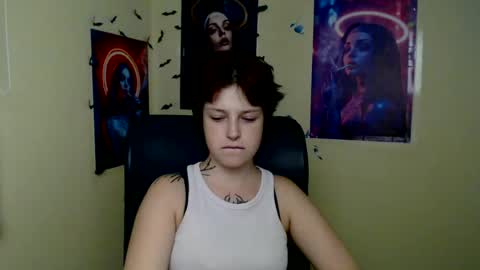 Snapshot of sweet_cherryg chatting on July 9, 12:09 pm Ivy online show from July 9, 12:09 pm