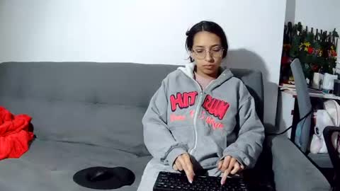 Sweet cum online show from July 27, 8:10 am