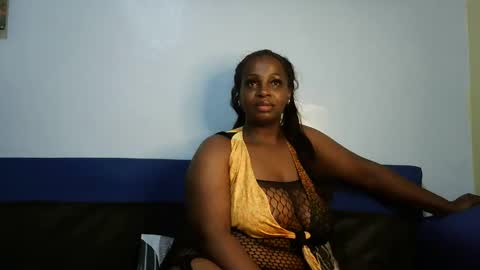 sweet_dollo online show from September 29, 6:57 pm