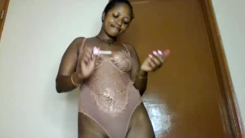 sweet_ebony001 online show from July 13, 5:10 am