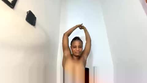 sweet_ebonycum online show from April 5, 4:26 pm