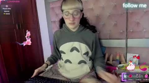  emmili  online show from March 27, 12:38 pm