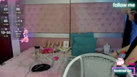  emmili  online show from April 30, 12:22 pm