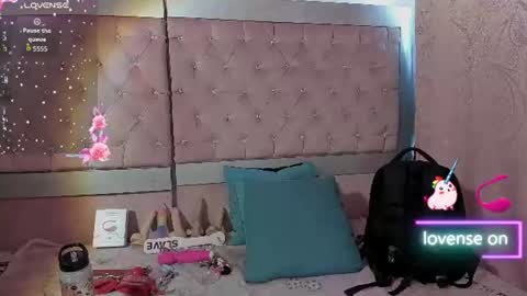  emmili  online show from July 21, 12:18 pm