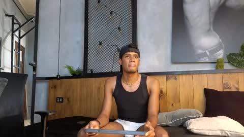 Snapshot of sweet_ethan_ chatting on December 4, 5:06 am sweet_ethan_ online show from December 4, 5:06 am