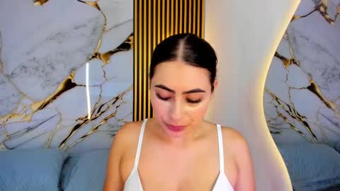 Snapshot of sweet_flame_ chatting on September 10, 7:25 pm sweet_flame_ online show from September 10, 7:25 pm