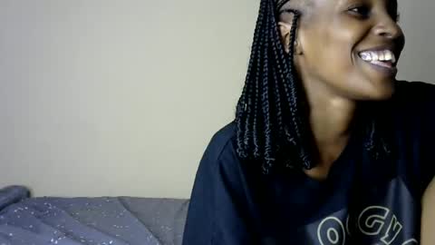 sweet_freaky online show from June 23, 3:43 pm