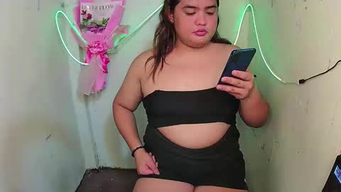 sweet_frex123 online show from October 13, 3:12 pm