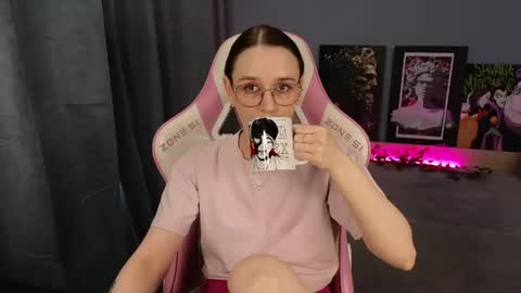 Alice online show from May 27, 3:14 am
