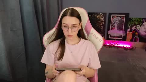 Alice online show from June 8, 3:07 am
