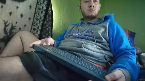 sweet_guy36 online show from September 14, 2:27 pm