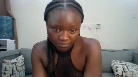 Snapshot of sweet_jenica chatting on February 21, 5:02 am ESTHER NEEMA online show from February 21, 5:02 am