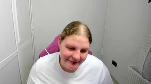 Karla online show from June 3, 2:44 pm