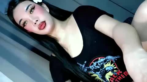 sweet_katrina69 online show from December 18, 10:32 am