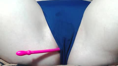 Snapshot of sweet_kitten25 chatting on April 1, 7:53 am Kitten online show from April 1, 7:53 am