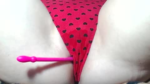 Snapshot of sweet_kitten25 chatting on April 2, 8:56 am Kitten online show from April 2, 8:56 am