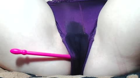 Snapshot of sweet_kitten25 chatting on June 3, 7:22 am Kitten online show from June 3, 7:22 am