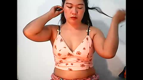 sweet_kris4u online show from February 17, 12:27 pm