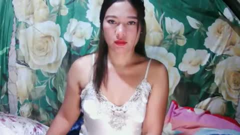 sweet_kris4u online show from September 16, 7:04 pm