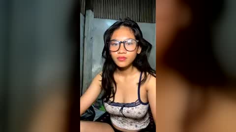 sweet kwenie online show from June 24, 6:51 pm